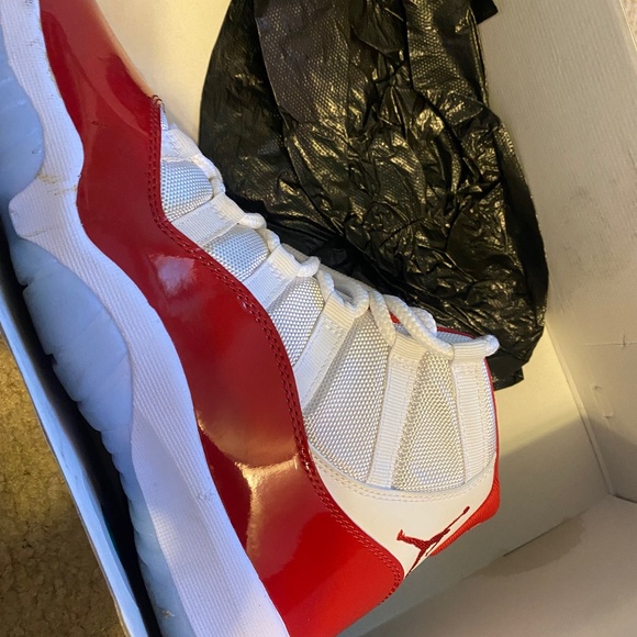 Jordan 11s cherry